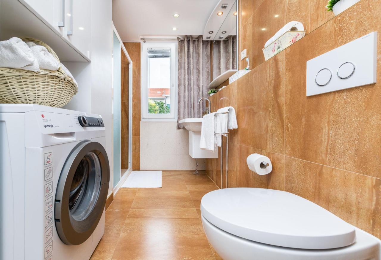 Luxury Apartment Set Split Eksteriør bilde